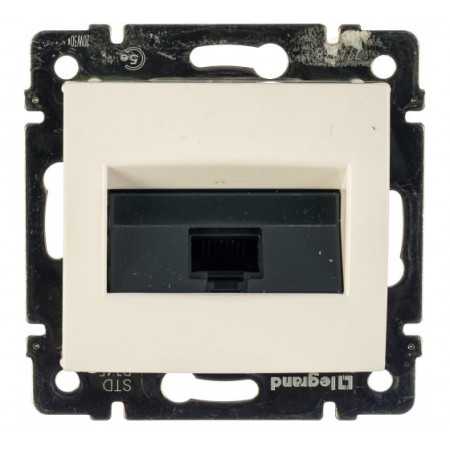 Розетка 1-местная internet RJ45 Legrand, Valena белая 774238 Розетка 1-местная internet RJ45 Legrand, Valena белая 774238
